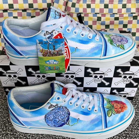 Vans Men’s Old Skool
One Piece Devil Fruit True
VN0007NT7WM
Sneakers - Picture 4 of 16